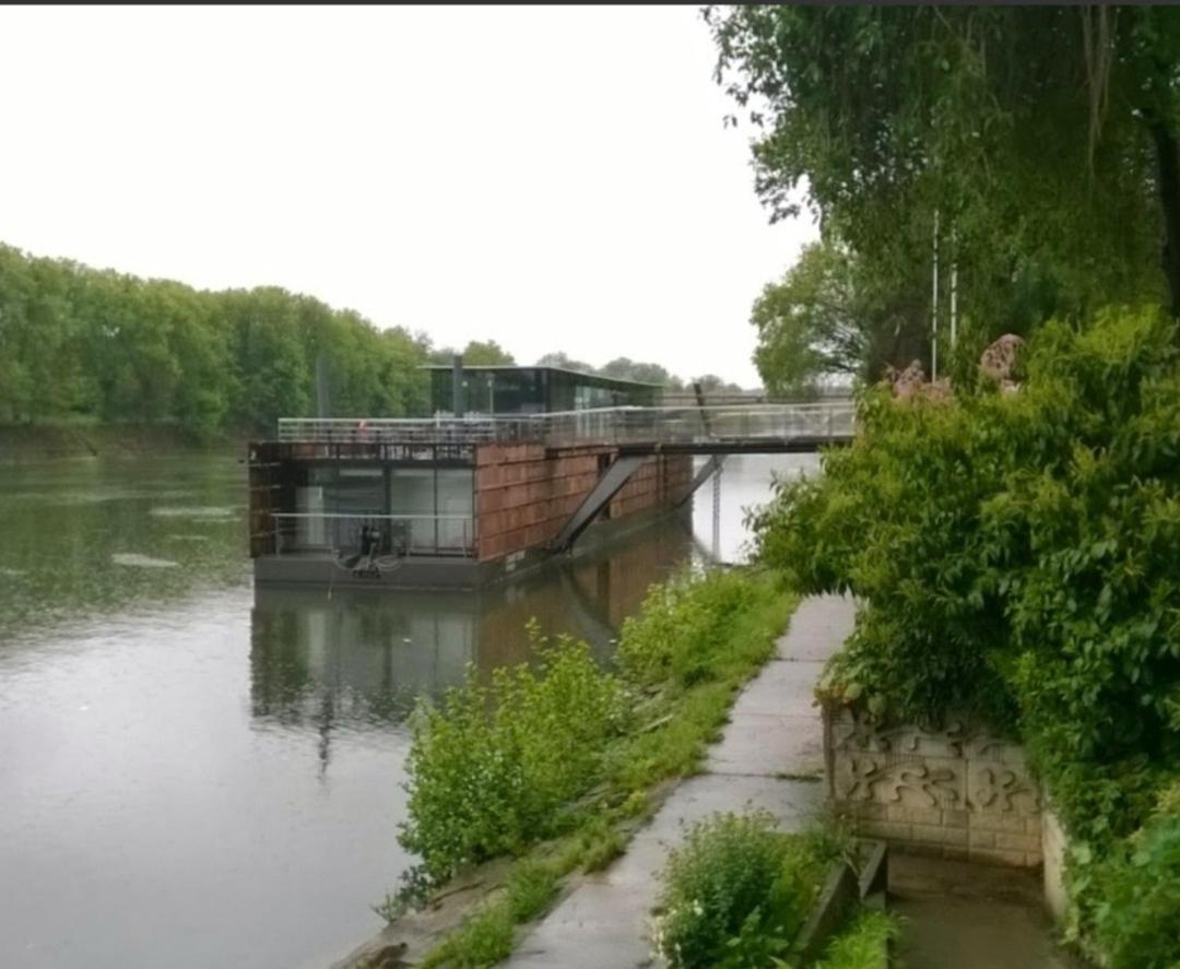 Appartement Au Bord De Seine Épinay-sur-Seine Zewnętrze zdjęcie